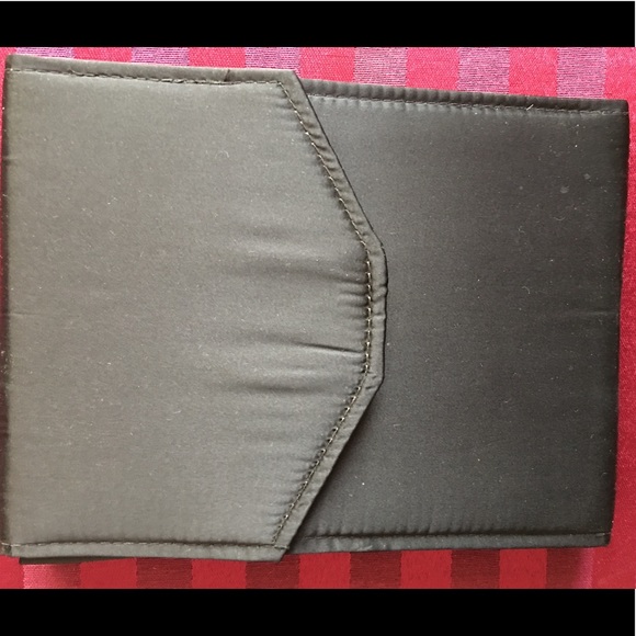 🎉HP🎉Vintage Menorca Pearl Necklace, Cameo Brooch - Picture 7 of 8